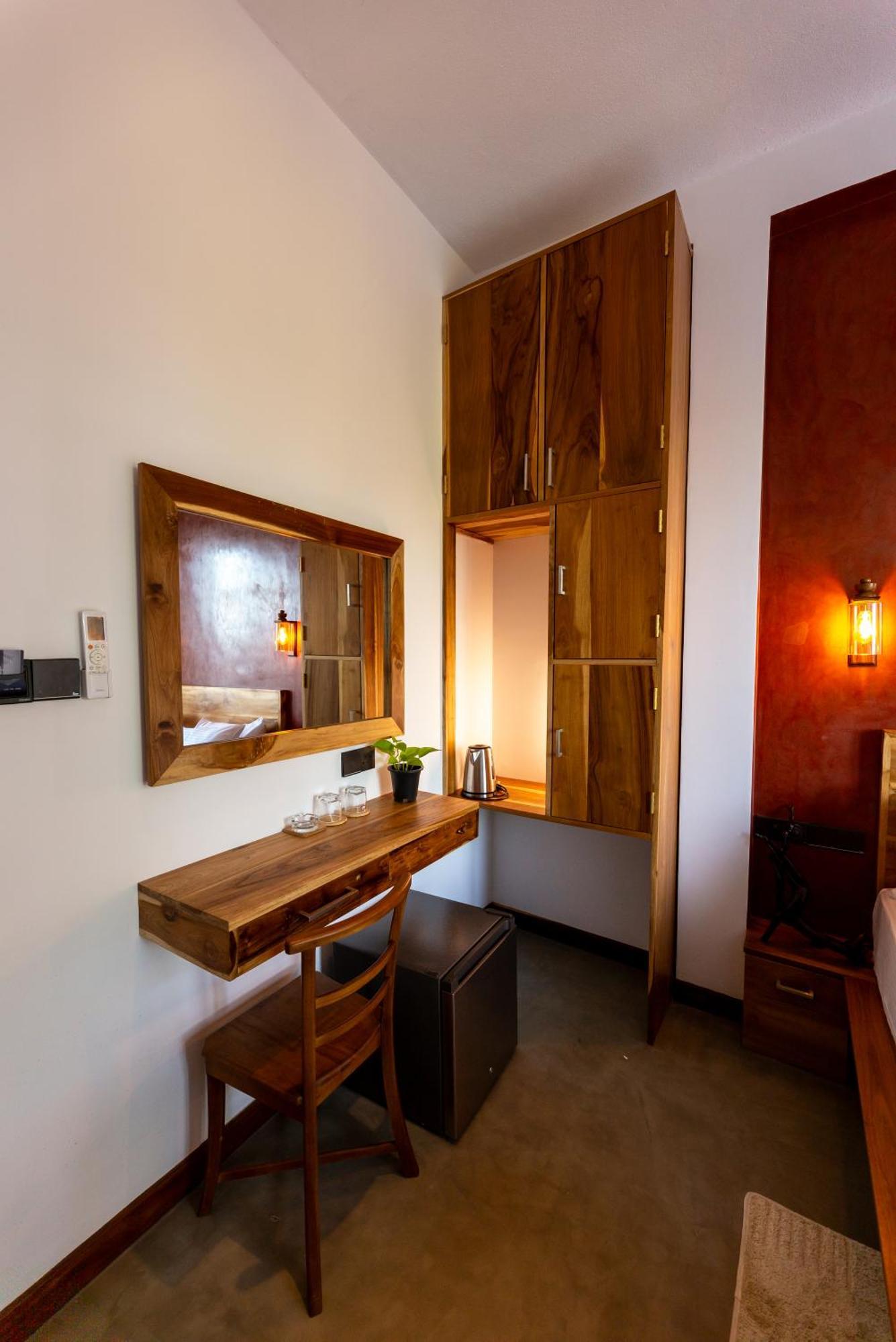 El Destino Hiriketiya Hotell Dikwella Exteriör bild