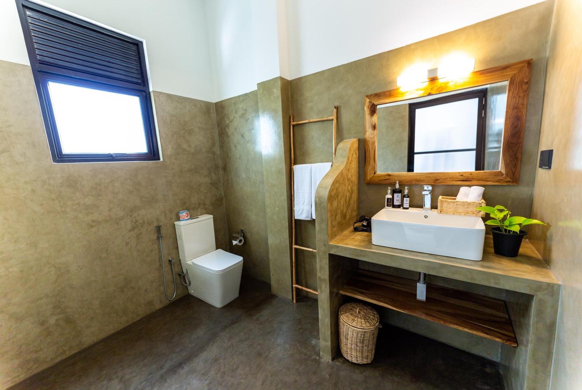 El Destino Hiriketiya Hotell Dikwella Exteriör bild