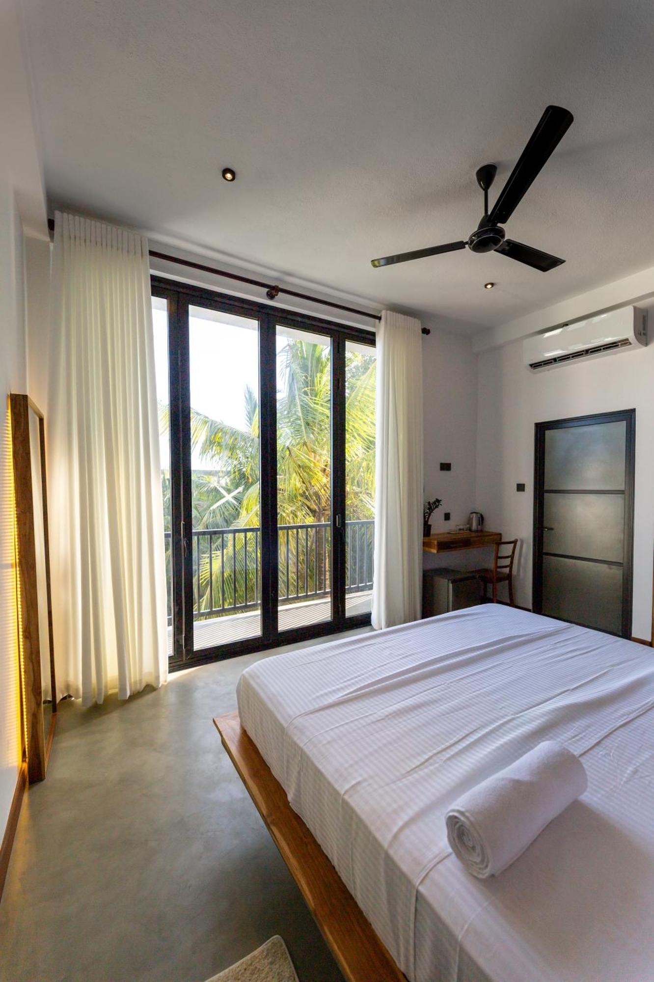 El Destino Hiriketiya Hotell Dikwella Exteriör bild
