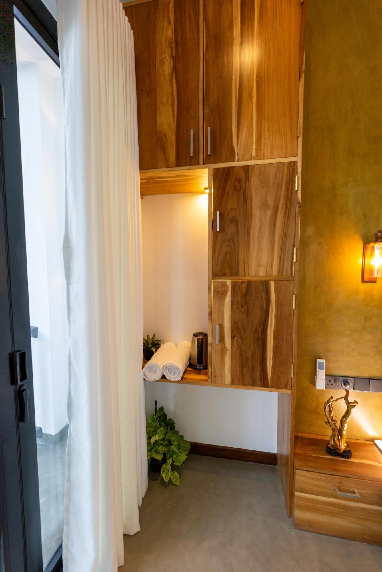 El Destino Hiriketiya Hotell Dikwella Exteriör bild